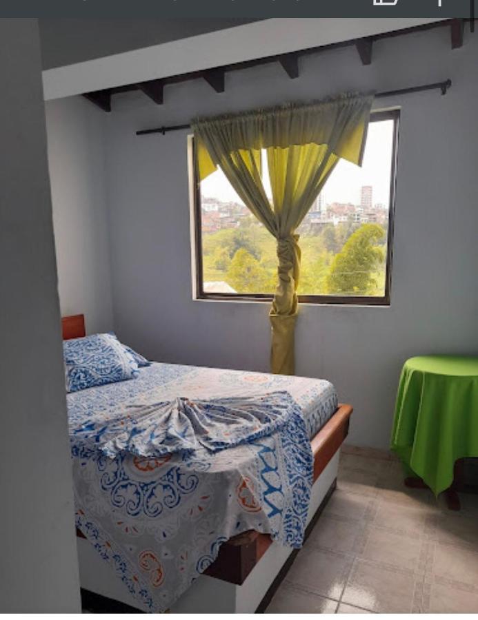 Hotel Cambulos Manizales Bagian luar foto